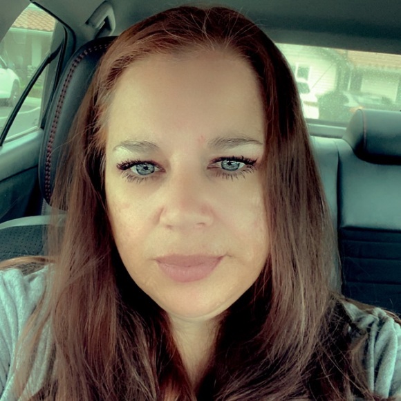 Meet your Posher, Alisha - Picture 1 of 1